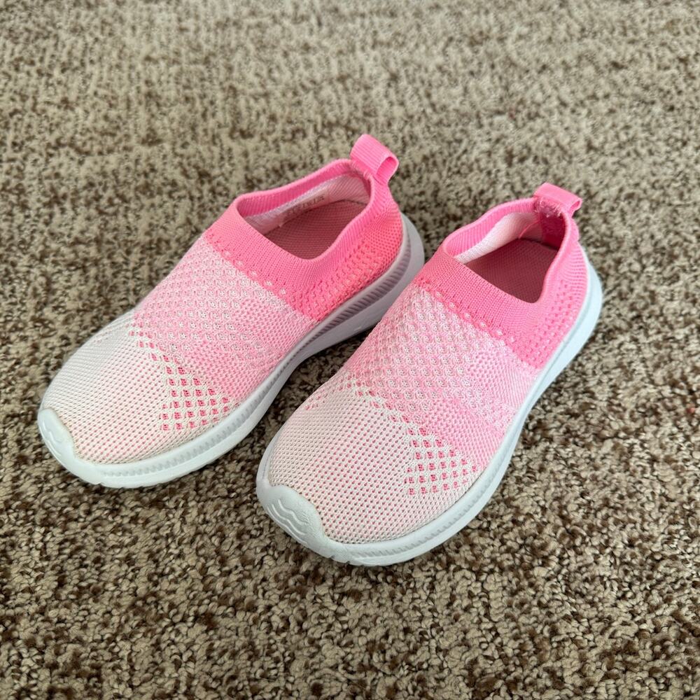 Copper Key Adventure Wash and Wear Pink Shoes size 9 girls